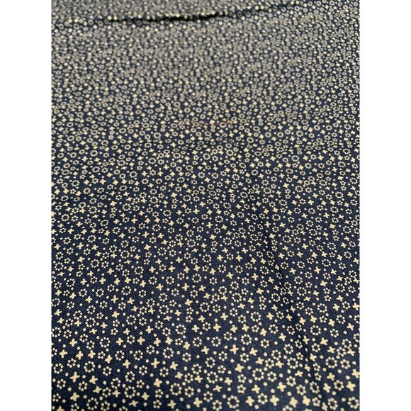 Marcus Fabrics Black & Cream Floral Cotton Fabric 1/2 Yard 44" Wide - Picture 6 of 7